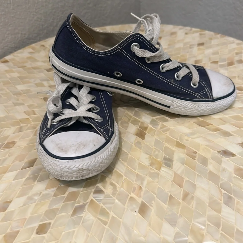 Converse all star Kids sneakers  size 2 grayish blue